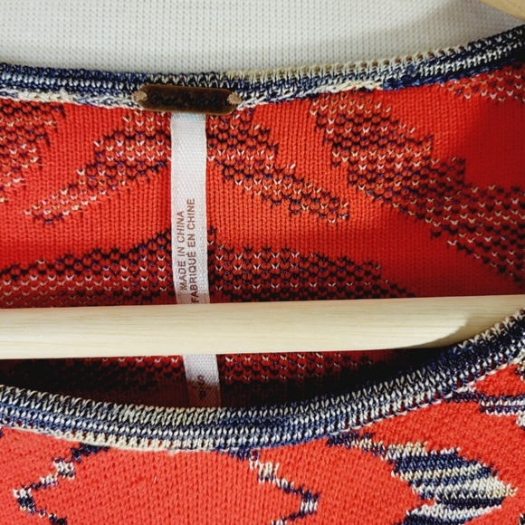 FREE PEOPLE Sweater Dress Size Small NEW - Picture 2 of 12